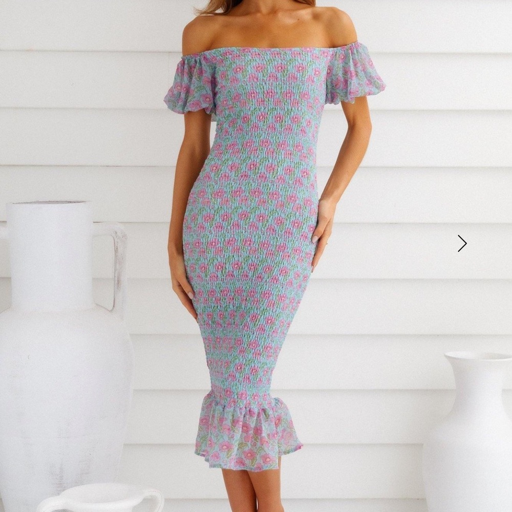 Hello Molly Off-Shoulder Floral Midi Dress